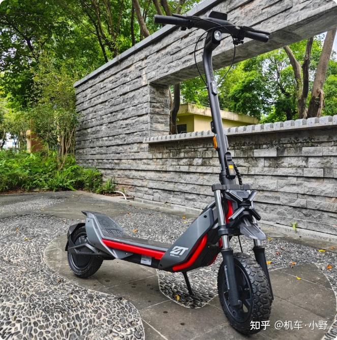 优缺点分析_电动自行车行业现状_电动滑板车选购指南