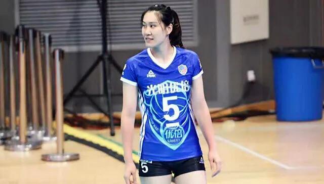 张轶婵 生日祝福_张轶婵身高_上海女排 张轶婵 介绍