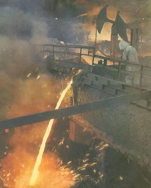 新中国钢铁工业起步_中国钢铁工业发展历程_我国钢铁行业发展历程