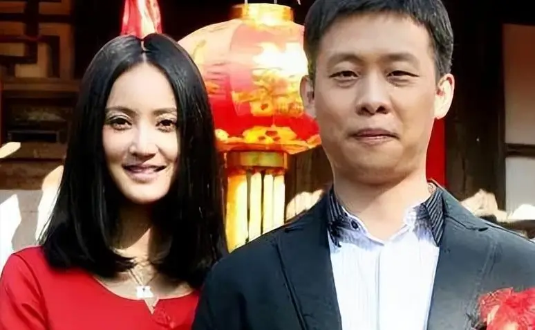 张译和钱琳琳婚姻故事_主持人张译心结婚_张译初恋女友照顾植物人十年