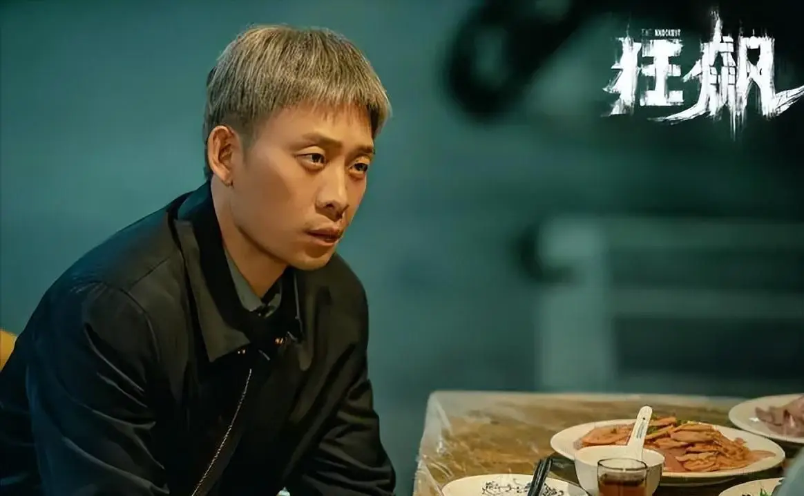 张译和钱琳琳婚姻故事_主持人张译心结婚_张译初恋女友照顾植物人十年