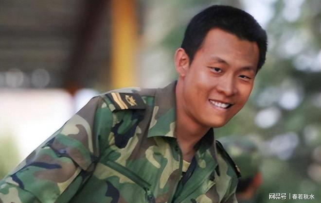 主持人张译心结婚_张译演艺生涯奋斗经历_张译钱琳琳婚姻长情