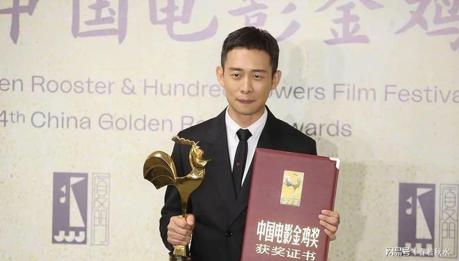 张译演艺生涯奋斗经历_张译钱琳琳婚姻长情_主持人张译心结婚